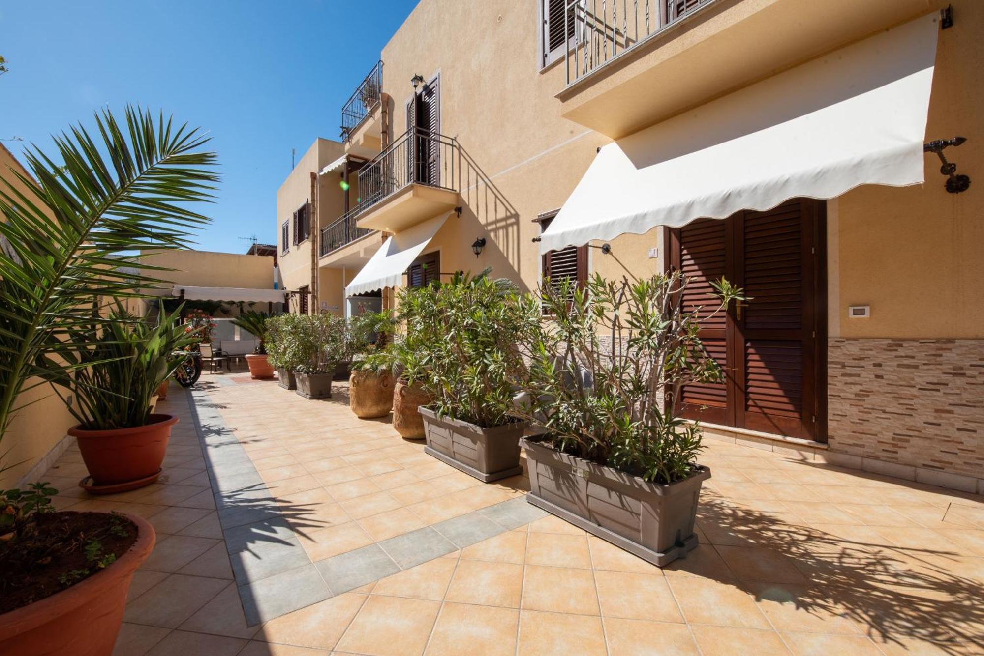 Room & Breakfast Aloe San Vito Lo Capo Eksteriør bilde